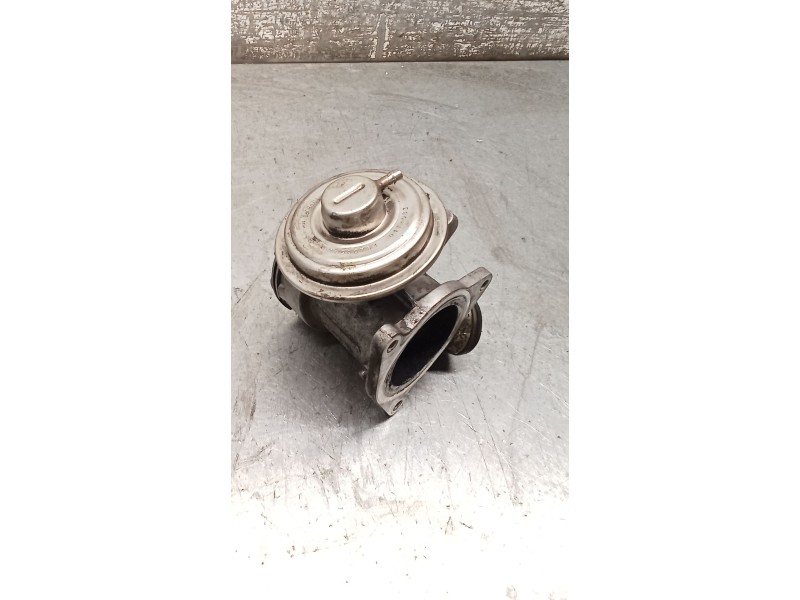 Recambio de valvula egr para mercedes-benz clase c (w203) c 270 cdi (203.016) referencia OEM IAM A6110900754 72293105 00