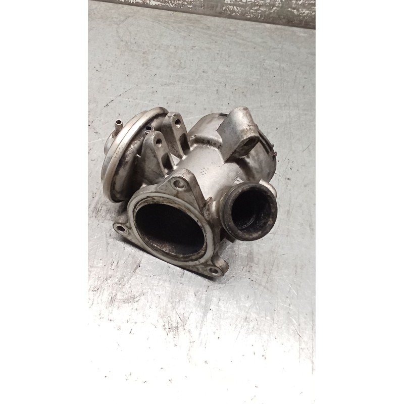 Recambio de valvula egr para mercedes-benz clase c (w203) c 270 cdi (203.016) referencia OEM IAM A6110900754 72293105 00