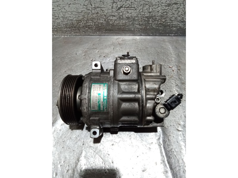 Recambio de compresor aire acondicionado para volkswagen golf v (1k1) 1.9 tdi referencia OEM IAM 1K0820803C 8675F 03