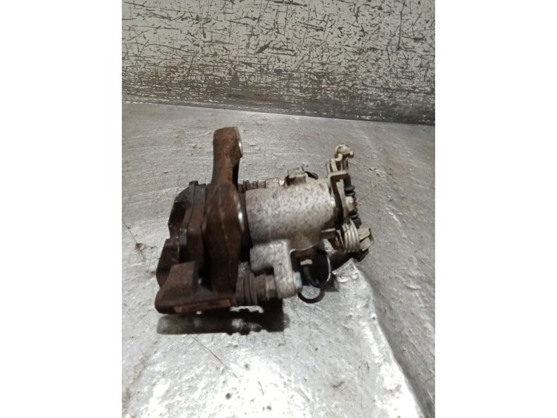 Recambio de pinza freno delantera izquierda para volkswagen golf v (1k1) 1.9 tdi referencia OEM IAM   03
