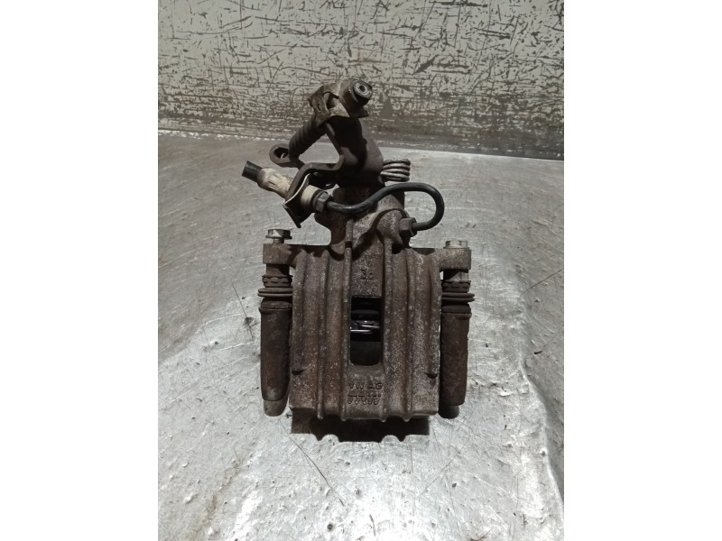 Recambio de pinza freno delantera derecha para volkswagen golf v (1k1) 1.9 tdi referencia OEM IAM   03