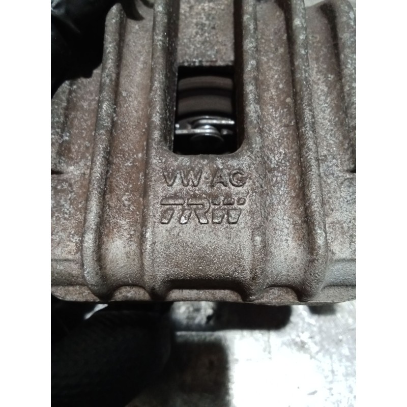 Recambio de pinza freno delantera derecha para volkswagen golf v (1k1) 1.9 tdi referencia OEM IAM   03