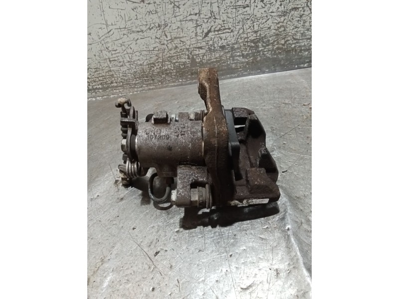 Recambio de pinza freno delantera derecha para volkswagen golf v (1k1) 1.9 tdi referencia OEM IAM   03