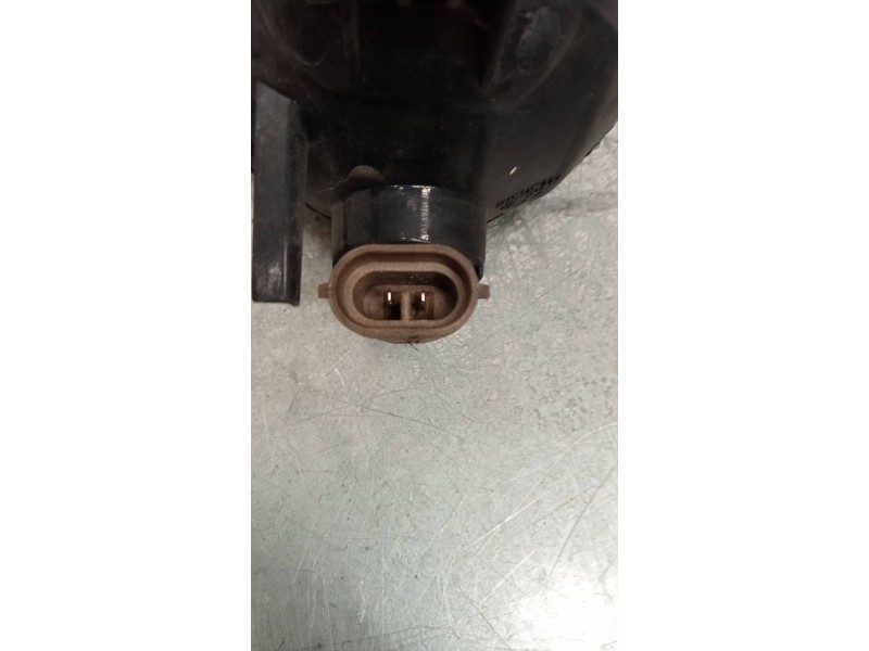 Recambio de faro antiniebla derecho para hyundai tucson (jm) 2.0 crdi style referencia OEM IAM   