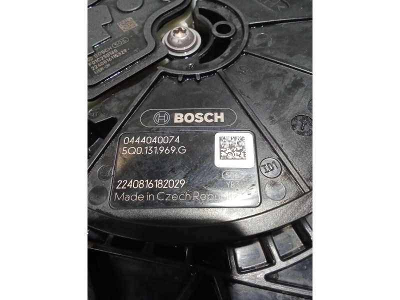 Recambio de deposito combustible para volkswagen t-roc (a11, d11) 2.0 tdi scr referencia OEM IAM 5Q0131969G 0444040074 5WA131877