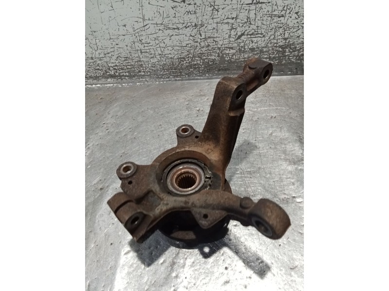 Recambio de mangueta delantera derecha para renault clio iii (br0/1, cr0/1) 1.2 16v (br02, br0j, br11, cr02, cr0j, cr11) referen