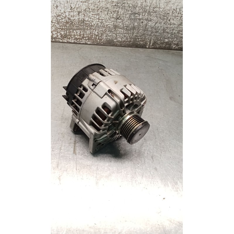 Recambio de alternador para renault scénic iii (jz0/1_) 1.5 dci referencia OEM IAM 231000026R TG15C146 09