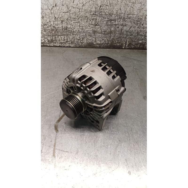 Recambio de alternador para renault scénic iii (jz0/1_) 1.5 dci referencia OEM IAM 231000026R TG15C146 09