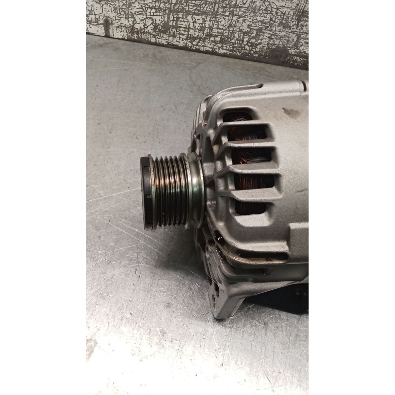 Recambio de alternador para renault scénic iii (jz0/1_) 1.5 dci referencia OEM IAM 231000026R TG15C146 09
