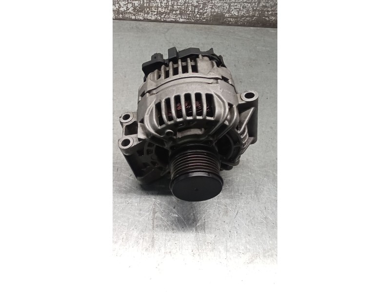 Recambio de alternador para renault megane i classic (la0/1_) 1.4 16v (la0d, la1h, la0w, la10) referencia OEM IAM 7711497138 012
