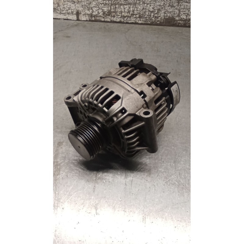 Recambio de alternador para renault megane i classic (la0/1_) 1.4 16v (la0d, la1h, la0w, la10) referencia OEM IAM 7711497138 012