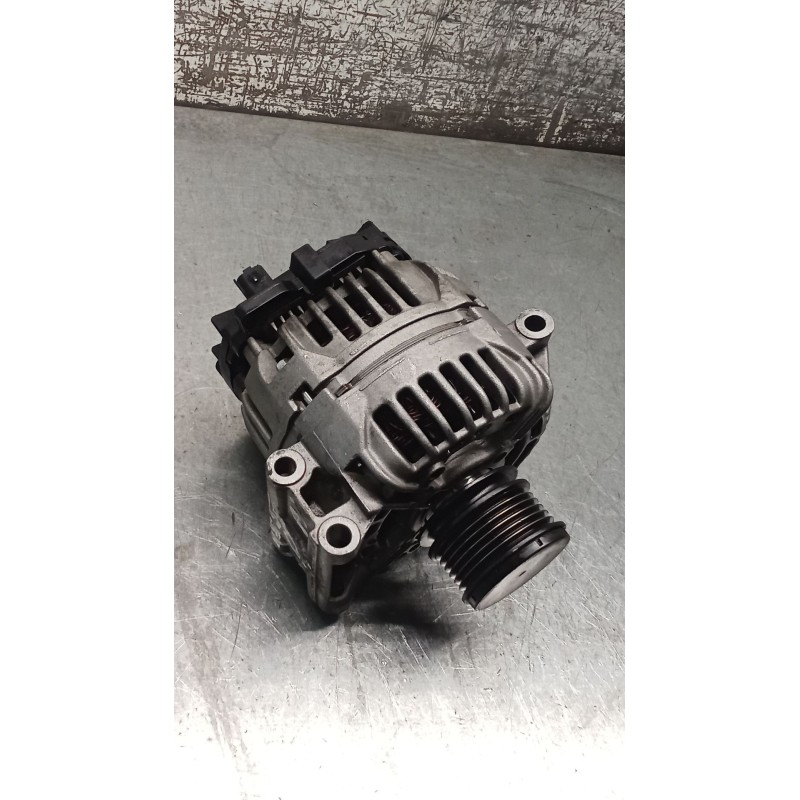 Recambio de alternador para renault megane i classic (la0/1_) 1.4 16v (la0d, la1h, la0w, la10) referencia OEM IAM 7711497138 012