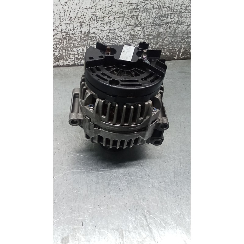 Recambio de alternador para renault megane i classic (la0/1_) 1.4 16v (la0d, la1h, la0w, la10) referencia OEM IAM 7711497138 012