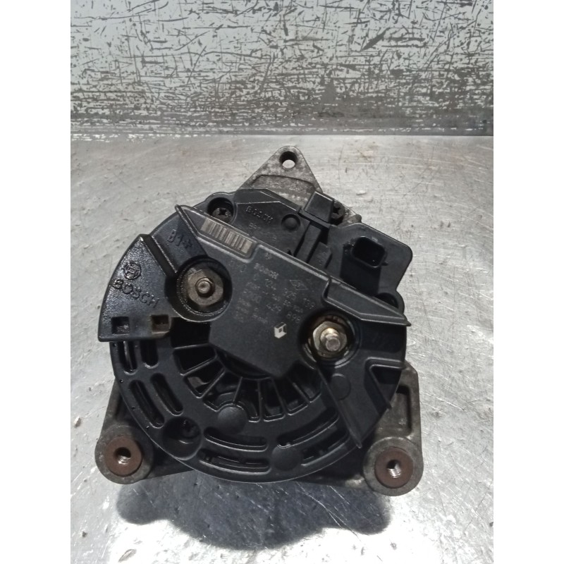 Recambio de alternador para renault clio iii (br0/1, cr0/1) 1.2 16v (br02, br0j, br11, cr02, cr0j, cr11) referencia OEM IAM   