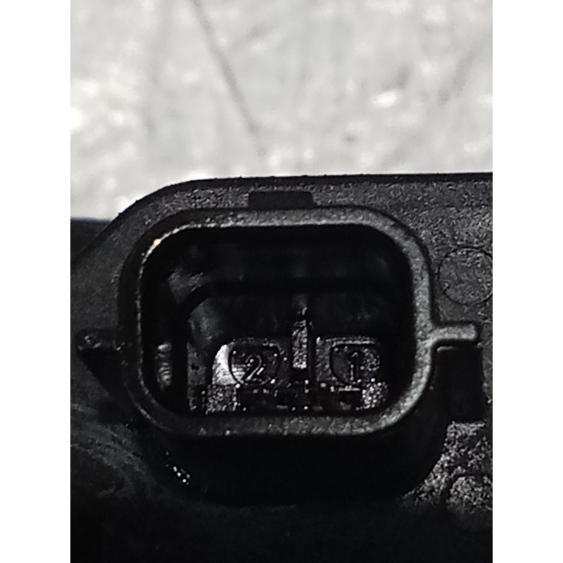 Recambio de alternador para renault clio iii (br0/1, cr0/1) 1.2 16v (br02, br0j, br11, cr02, cr0j, cr11) referencia OEM IAM   