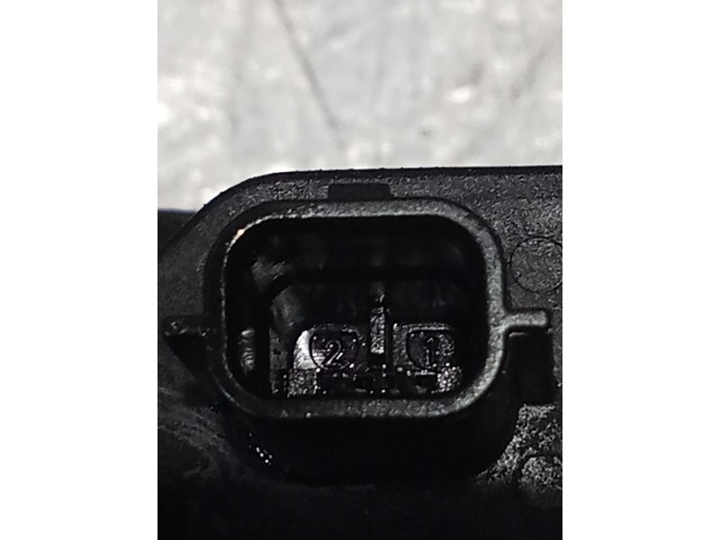 Recambio de alternador para renault clio iii (br0/1, cr0/1) 1.2 16v (br02, br0j, br11, cr02, cr0j, cr11) referencia OEM IAM   