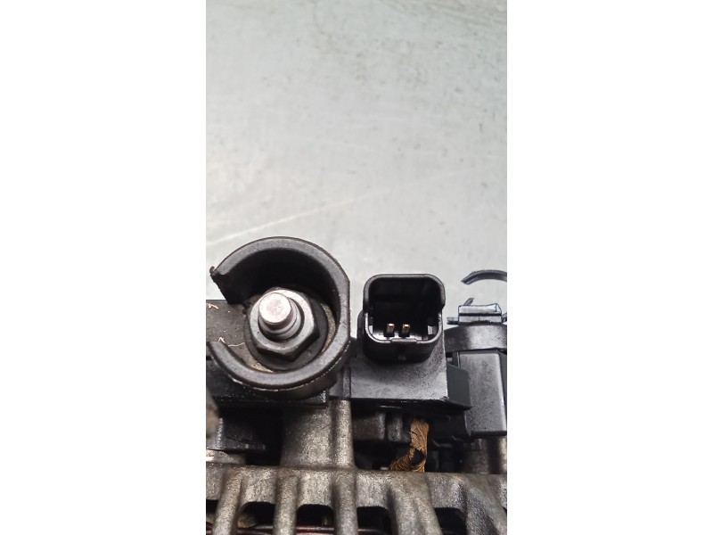 Recambio de alternador para citroën c4 i (lc_) 1.6 hdi referencia OEM IAM 0124525035 9646321880 150A