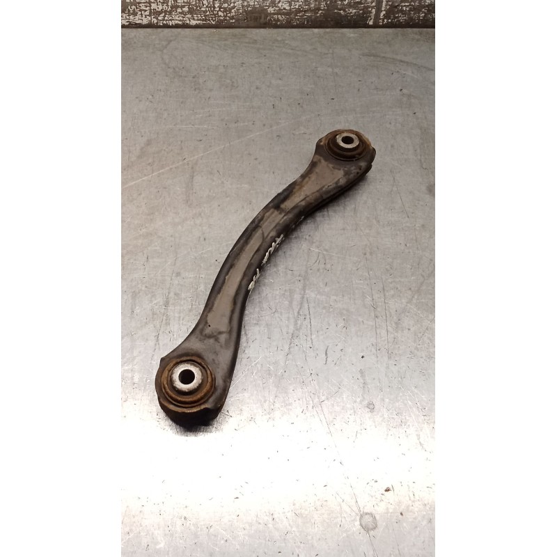Recambio de brazo suspension superior trasero derecho para mercedes-benz clase c (w203) c 270 cdi (203.016) referencia OEM IAM  