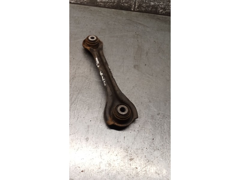 Recambio de brazo suspension superior trasero izquierdo para mercedes-benz clase c (w203) c 270 cdi (203.016) referencia OEM IAM