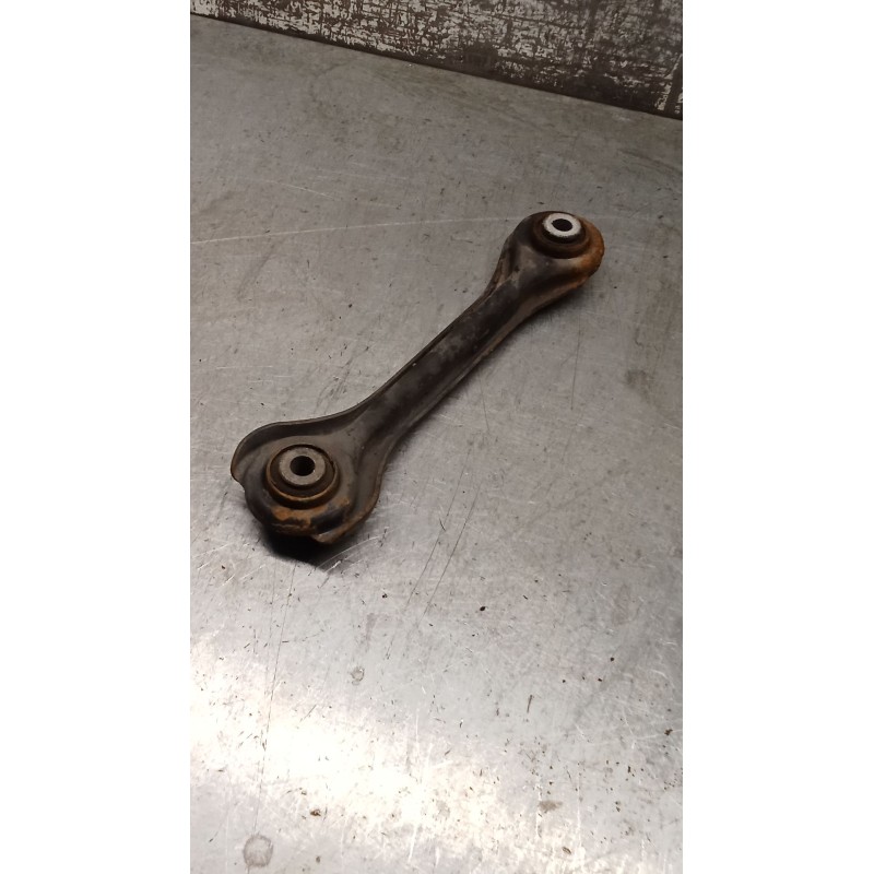 Recambio de brazo suspension superior trasero izquierdo para mercedes-benz clase c (w203) c 270 cdi (203.016) referencia OEM IAM