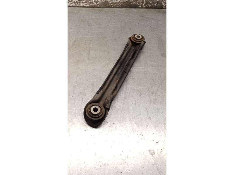 Recambio de brazo suspension inferior trasero derecho para mercedes-benz clase c (w203) c 270 cdi (203.016) referencia OEM IAM 2
