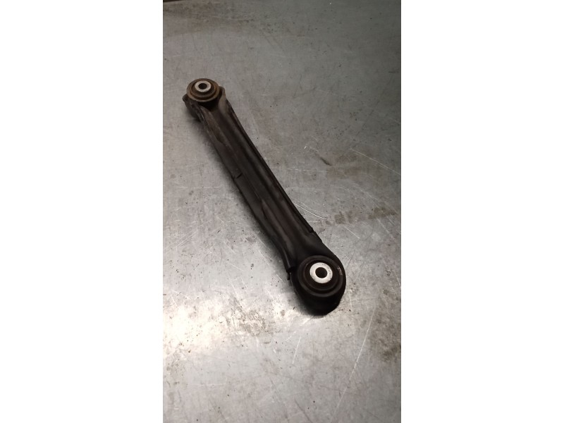Recambio de brazo suspension inferior trasero derecho para mercedes-benz clase c (w203) c 270 cdi (203.016) referencia OEM IAM  
