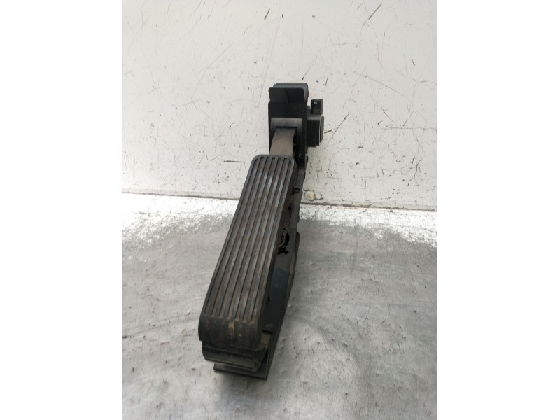 Recambio de potenciometro pedal para mercedes-benz clase s (w220, v220) s 320 cdi (220.025, 220.125) referencia OEM IAM A2203000