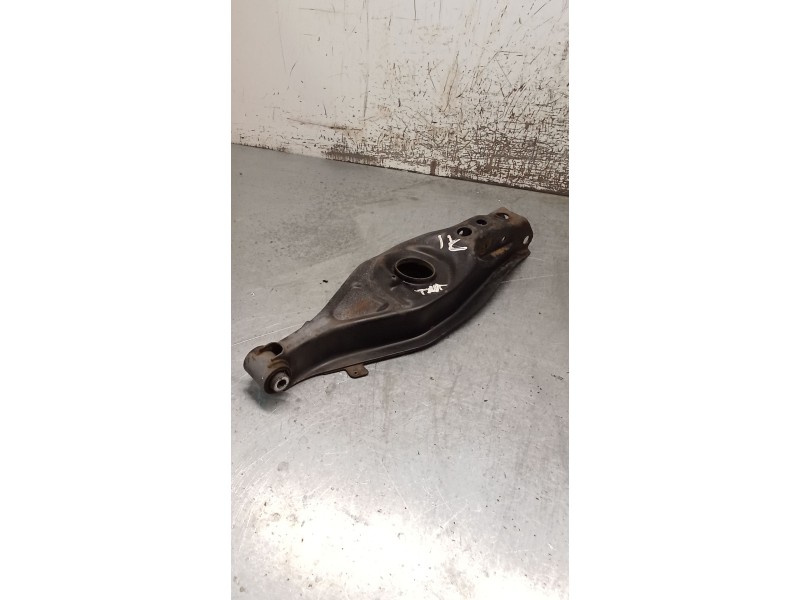 Recambio de brazo suspension inferior trasero izquierdo para mercedes-benz clase c (w203) c 270 cdi (203.016) referencia OEM IAM