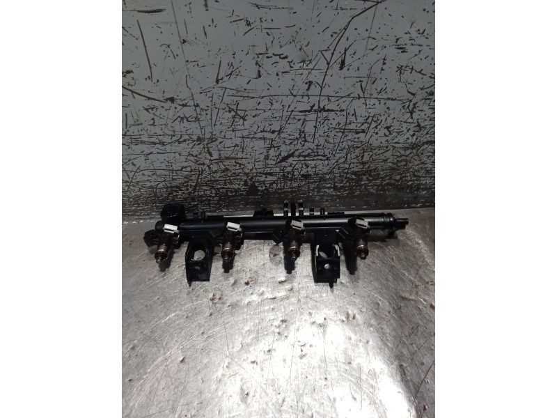 Recambio de rampa inyectora para renault clio iii (br0/1, cr0/1) 1.2 16v (br02, br0j, br11, cr02, cr0j, cr11) referencia OEM IAM