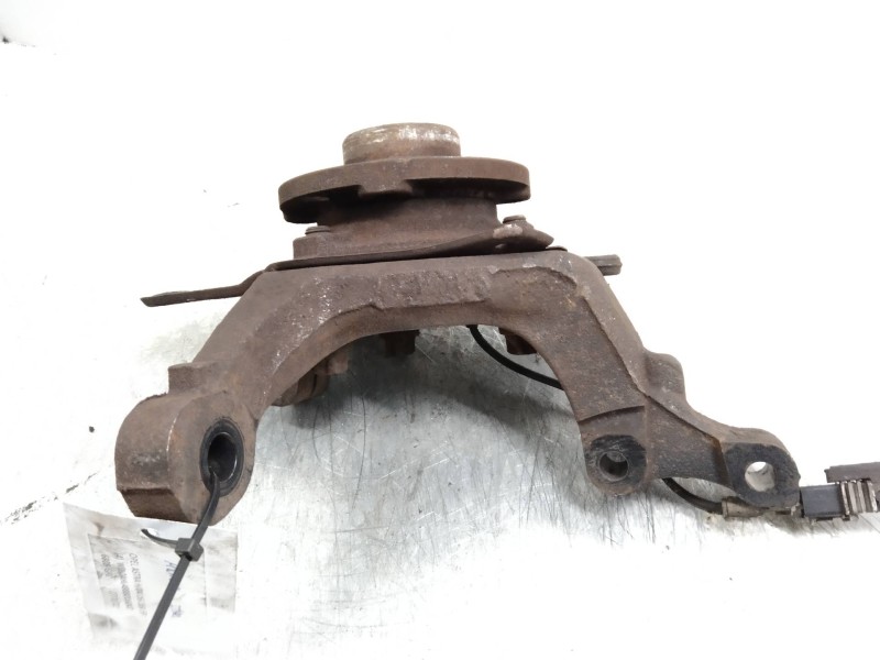 Recambio de mangueta delantera izquierda para opel astra h berlina cosmo referencia OEM IAM   