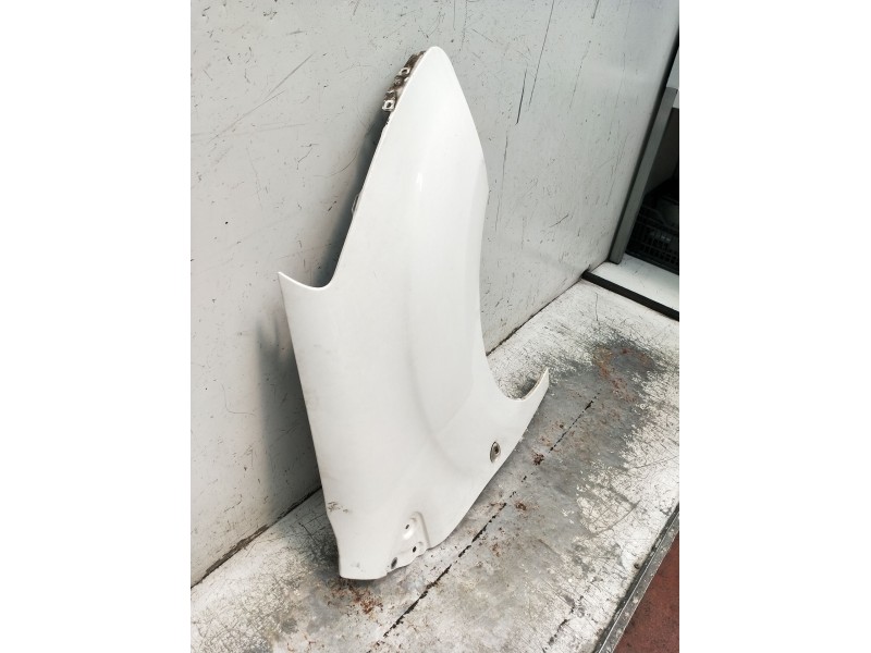 Recambio de aleta delantera derecha para peugeot partner furgoneta/monovolumen 1.6 hdi / bluehdi 75 referencia OEM IAM   2012