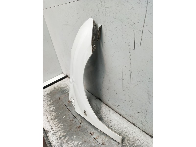 Recambio de aleta delantera derecha para peugeot partner furgoneta/monovolumen 1.6 hdi / bluehdi 75 referencia OEM IAM   2012