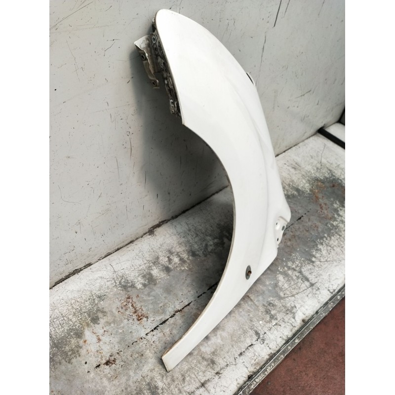 Recambio de aleta delantera izquierda para peugeot partner furgoneta/monovolumen 1.6 hdi / bluehdi 75 referencia OEM IAM   2012
