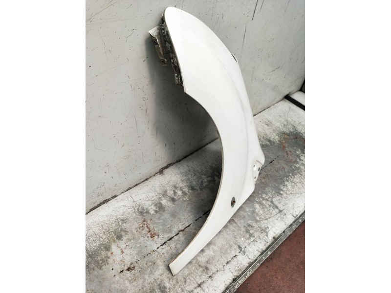 Recambio de aleta delantera izquierda para peugeot partner furgoneta/monovolumen 1.6 hdi / bluehdi 75 referencia OEM IAM   2012