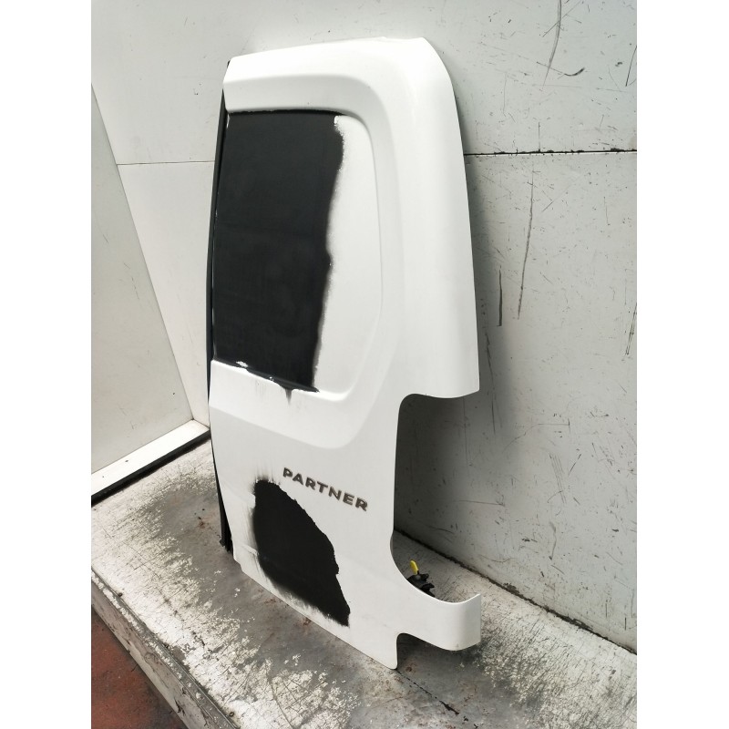 Recambio de puerta trasera derecha para peugeot partner furgoneta/monovolumen 1.6 hdi / bluehdi 75 referencia OEM IAM  5P 2012
