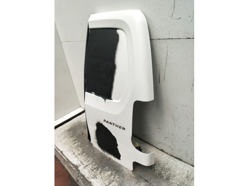 Recambio de puerta trasera derecha para peugeot partner furgoneta/monovolumen 1.6 hdi / bluehdi 75 referencia OEM IAM  5P 2012