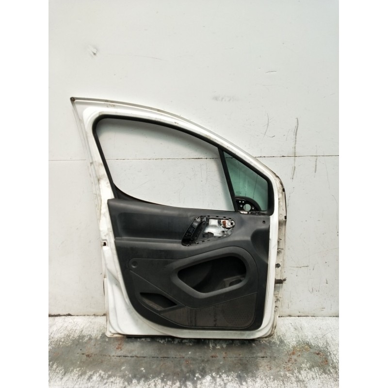 Recambio de puerta delantera izquierda para peugeot partner furgoneta/monovolumen 1.6 hdi / bluehdi 75 referencia OEM IAM  5P 20