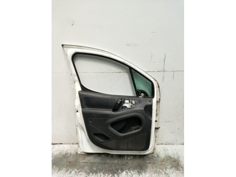 Recambio de puerta delantera izquierda para peugeot partner furgoneta/monovolumen 1.6 hdi / bluehdi 75 referencia OEM IAM  5P 20