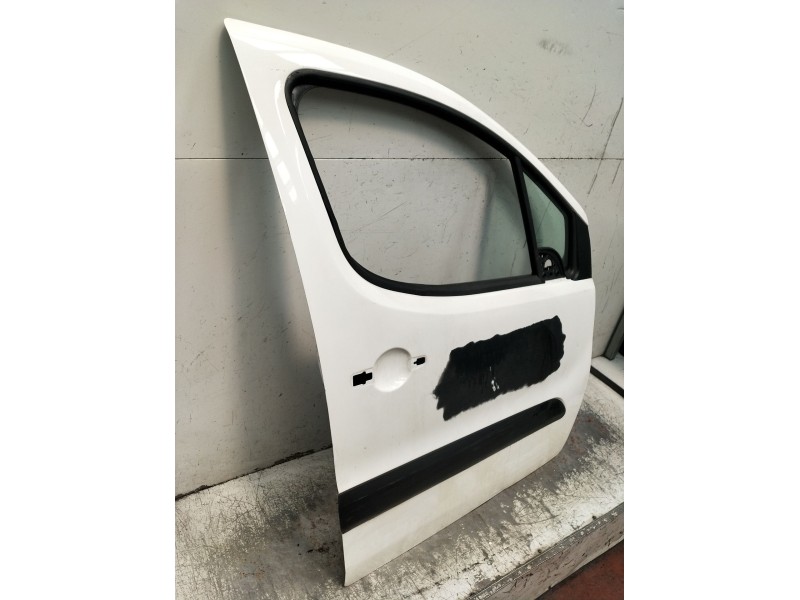 Recambio de puerta delantera derecha para peugeot partner furgoneta/monovolumen 1.6 hdi / bluehdi 75 referencia OEM IAM  5P 2012