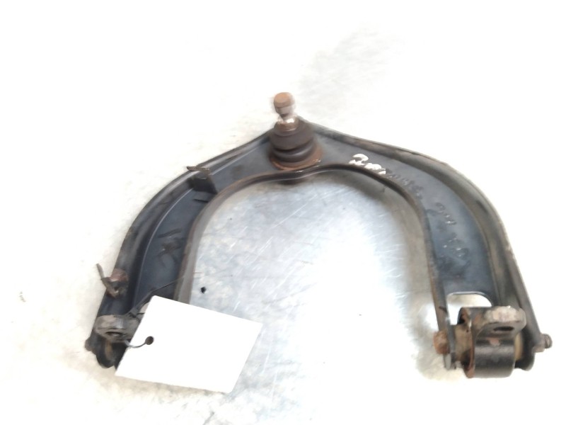 Recambio de brazo suspension superior delantero izquierdo para ssangyong rodius 2.7 turbodiesel cat referencia OEM IAM   
