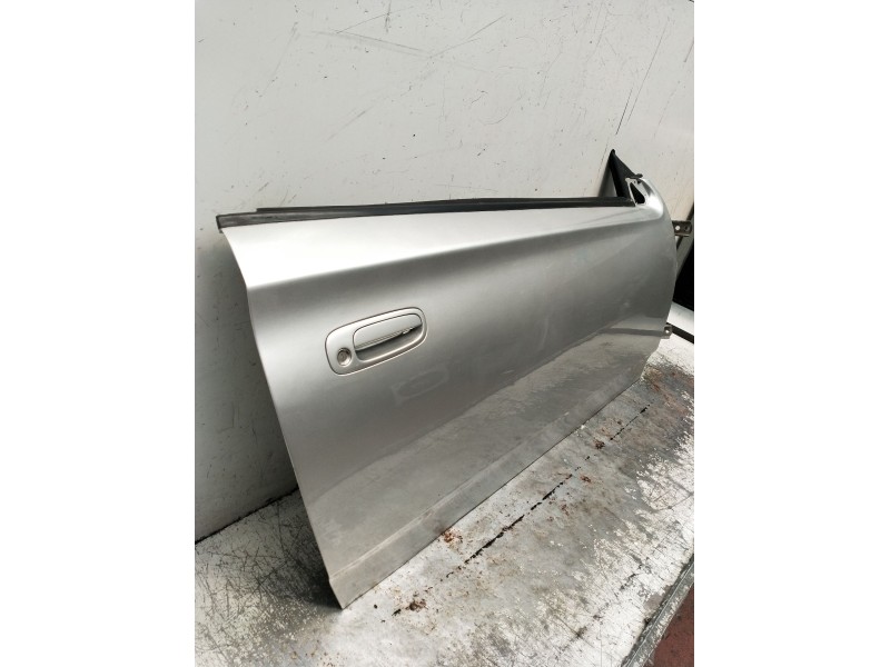 Recambio de puerta delantera derecha para toyota celica coupé (_t23_) 1.8 16v vt-i (zzt230_) referencia OEM IAM  3P 