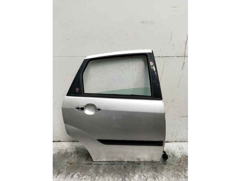 Recambio de puerta trasera derecha para ford focus i sedán (dfw) 1.8 turbo di / tddi referencia OEM IAM   