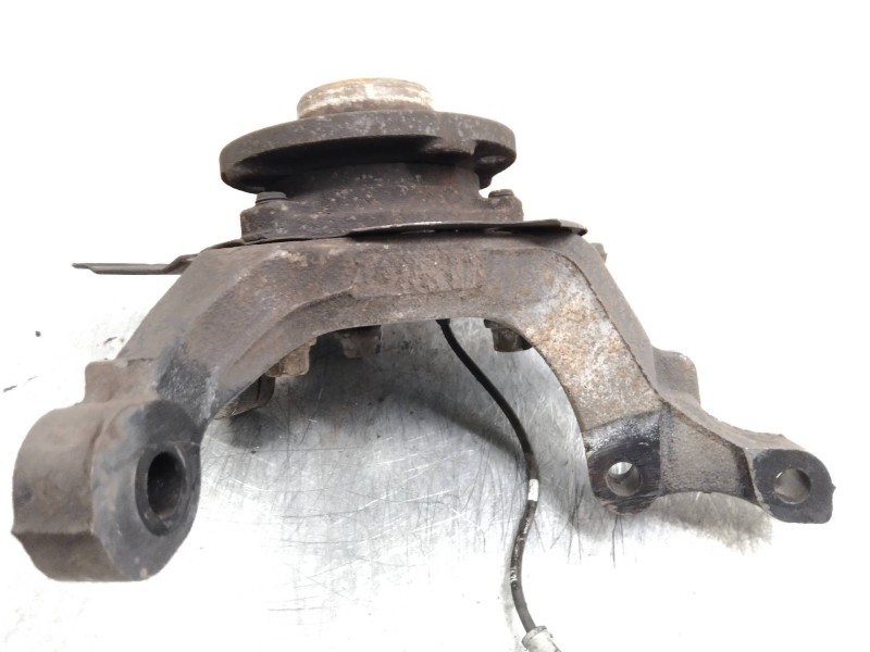 Recambio de mangueta delantera izquierda para opel astra h berlina enjoy referencia OEM IAM   