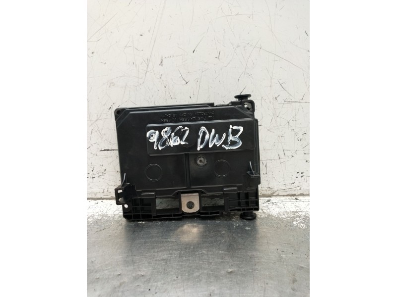 Recambio de caja reles / fusibles para peugeot 307 (3a/c) 2.0 hdi 135 referencia OEM IAM S1189830040 BSML0400 