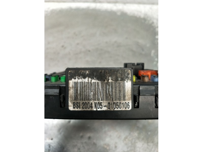 Recambio de caja reles / fusibles para peugeot 307 (3a/c) 2.0 hdi 135 referencia OEM IAM BSI2004H05  