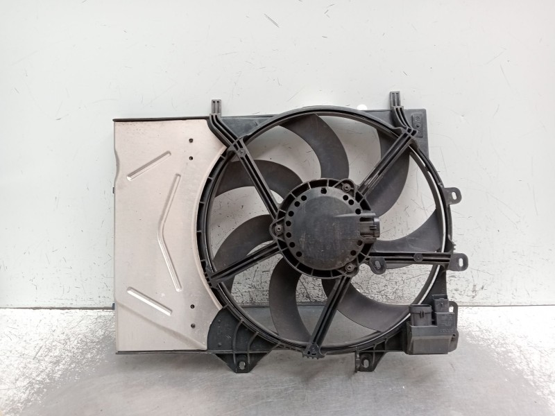 Recambio de electroventilador para opel crossland x / crossland (p17, p2qo) 1.2 (75) referencia OEM IAM 03641929 FS2084 MM12009 