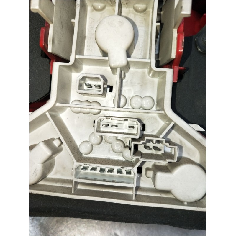 Recambio de piloto trasero derecho para volkswagen passat b3/b4 (3a2, 35i) 1.9 tdi referencia OEM IAM   1997