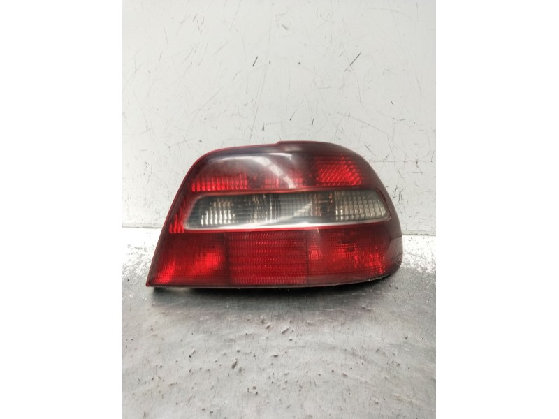 Recambio de piloto trasero derecho para volvo s40 i (644) 1.9 di referencia OEM IAM   