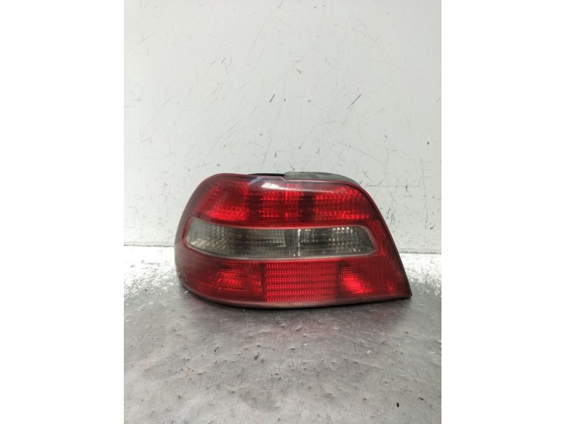 Recambio de piloto trasero izquierdo para volvo s40 i (644) 1.9 di referencia OEM IAM   