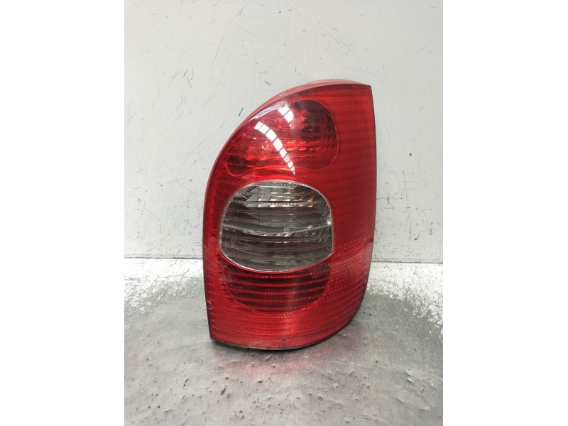 Recambio de piloto trasero derecho para citroën xsara picasso (n68) 2.0 hdi referencia OEM IAM 9650005780 89032868 